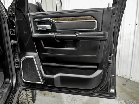 Used 2020 RAM 3500 Laramie image 45