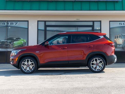Used 2021 Kia Seltos S AWD/4WD image 5
