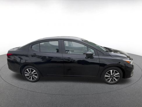 Used 2025 Nissan Versa SV FWD image 16