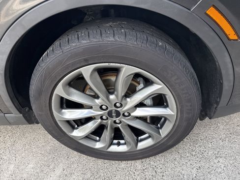 Used 2020 Lincoln Corsair FWD w/ Premium Package image 12
