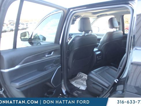 Used 2021 Jeep Grand Cherokee L Limited image 11