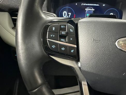 Used 2025 Ford Explorer Platinum w/ LUX Leather Package AWD/4WD image 20