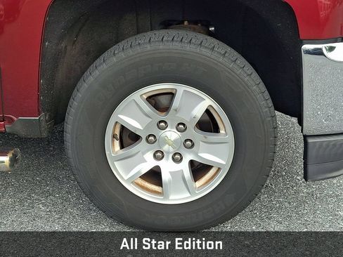 Used 2017 Chevrolet Silverado 1500 LT w/ All Star Edition AWD/4WD image 10