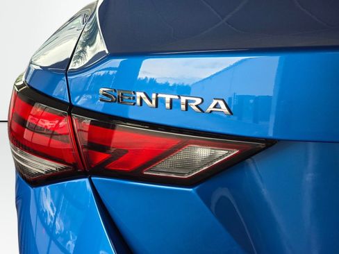 Used 2024 Nissan Sentra SV FWD image 14