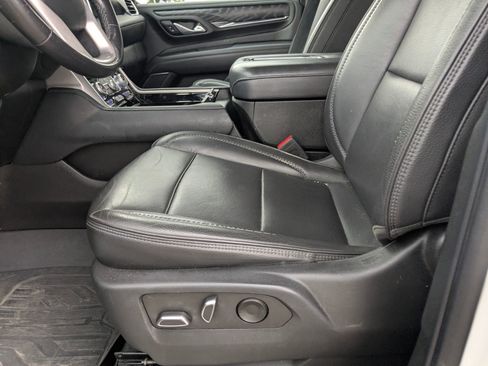 Used 2022 GMC Yukon XL Denali w/ Max Trailering Package AWD/4WD image 5