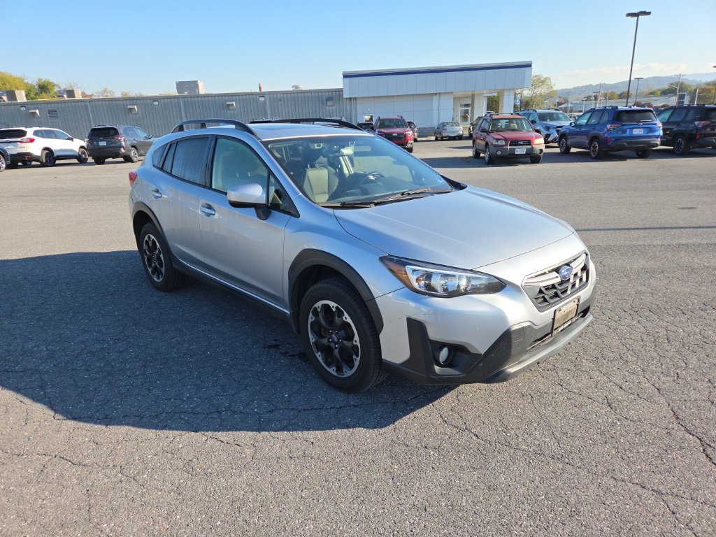 Used 2022 Subaru Crosstrek 2.0i Premium w/ Moonroof Package AWD/4WD image 1