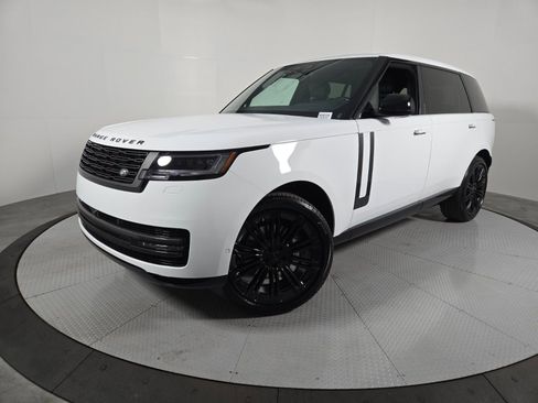 New 2026 Land Rover Range Rover Long Wheelbase SE AWD/4WD image 1