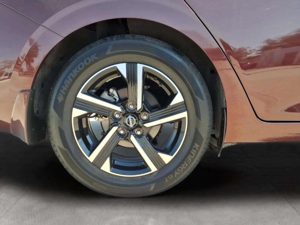 Used 2025 Nissan Sentra SV w/ All-Weather Package FWD image 20