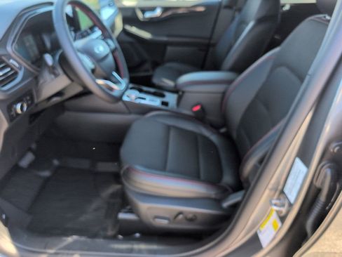 New 2026 Ford Escape ST-Line w/ Tech Pack #1 image 13