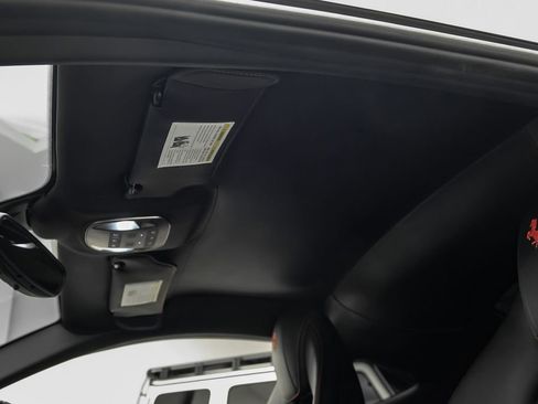 Used 2019 Ferrari 812 Superfast RWD image 35