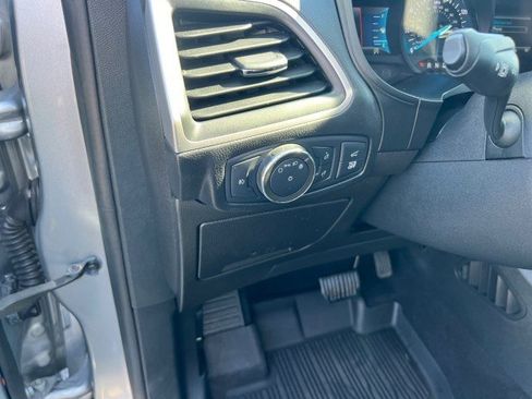 Certified 2022 Ford Edge SEL w/ Convenience Package image 12