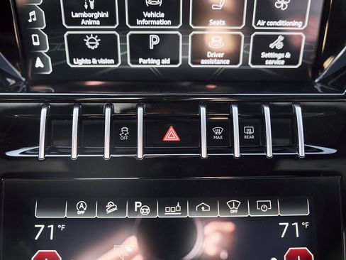 Used 2021 Lamborghini Urus image 71