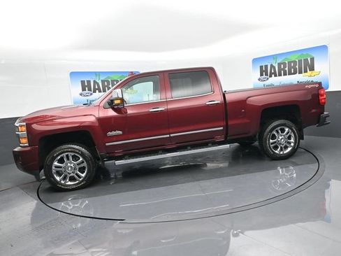 Used 2017 Chevrolet Silverado 2500 High Country w/ Duramax Plus Package AWD/4WD image 2