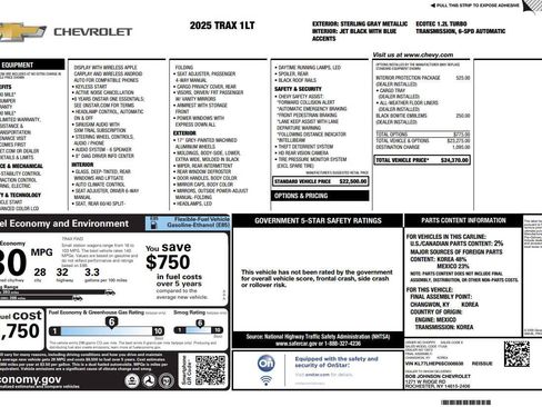 Used 2025 Chevrolet Trax LT FWD image 1