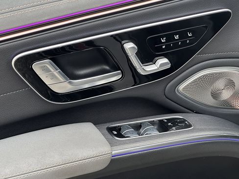 Certified 2023 Mercedes-Benz EQS 580 4MATIC Sedan image 12