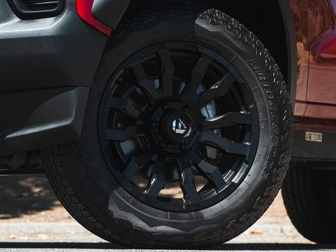 Used 2023 Chevrolet Colorado Trail Boss w/ LPO, Dark Essentials Package image 3