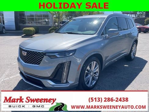 Used 2024 Cadillac XT6 Premium Luxury image 2