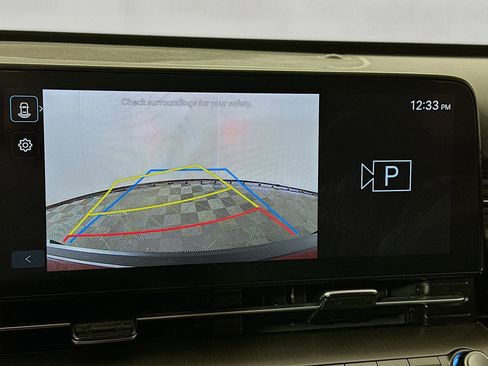 Certified 2025 Hyundai Kona SEL AWD/4WD image 13
