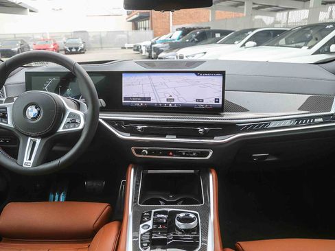 New 2026 BMW X6 M60i image 8