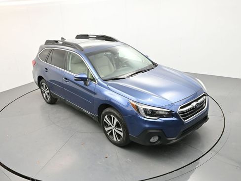 Used 2019 Subaru Outback 3.6R Limited image 23
