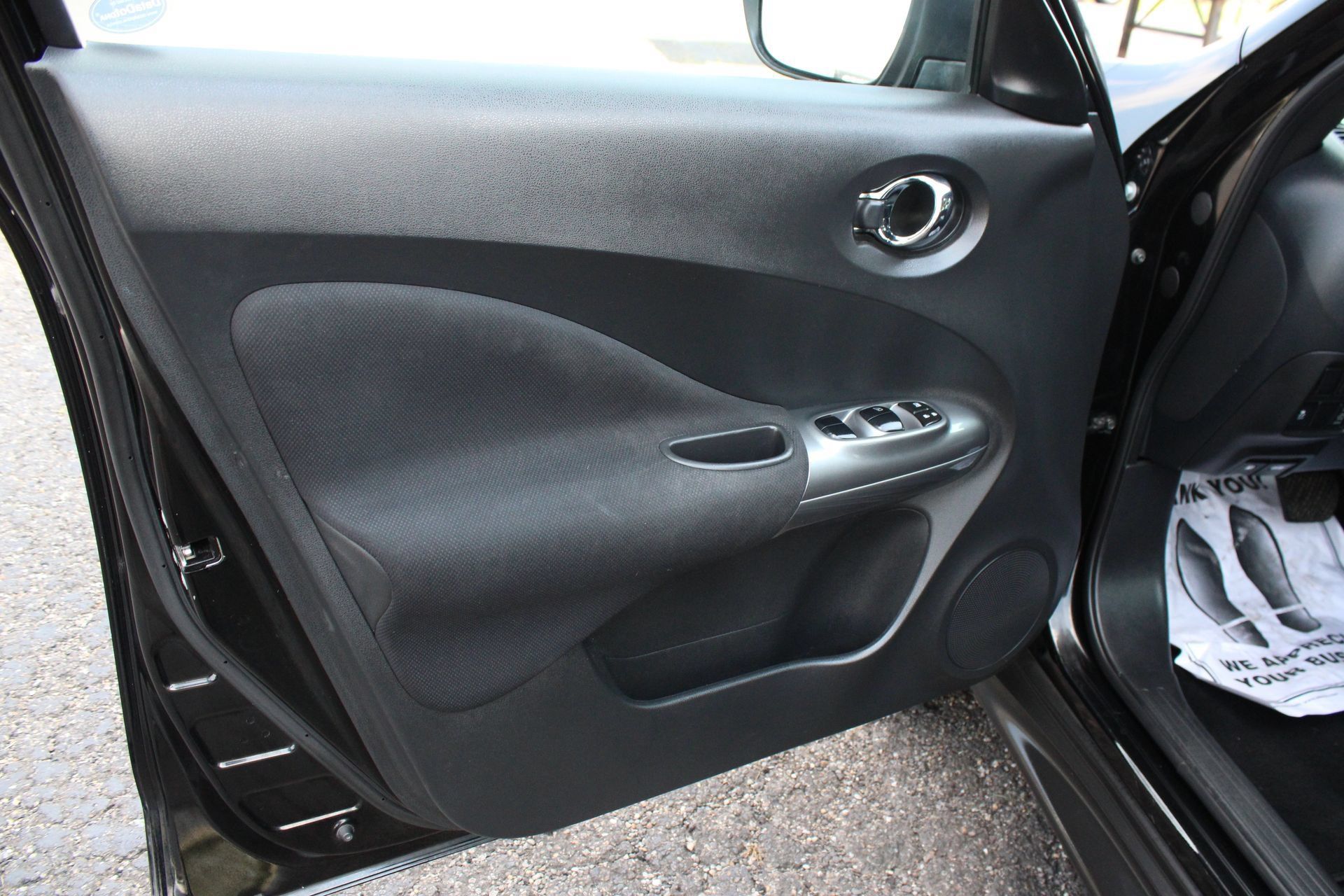 Used 2015 Nissan Juke S AWD/4WD image 12