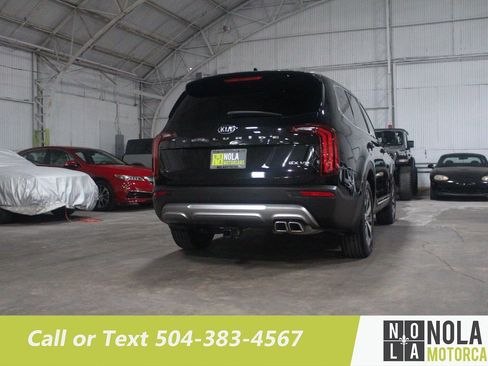 Used 2020 Kia Telluride EX w/ EX Premium Package image 11
