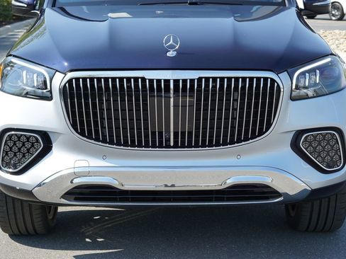 Certified 2025 Mercedes-Benz Maybach GLS 600 4MATIC image 10