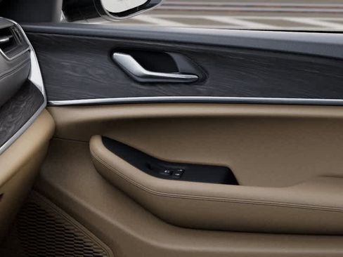 New 2025 Jeep Grand Cherokee Limited image 19