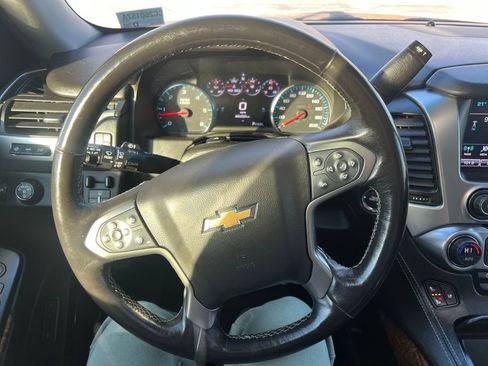 Used 2018 Chevrolet Suburban Premier image 12
