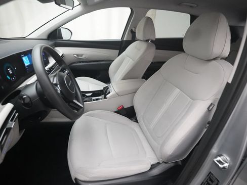 Used 2025 Hyundai Tucson SEL AWD/4WD image 7