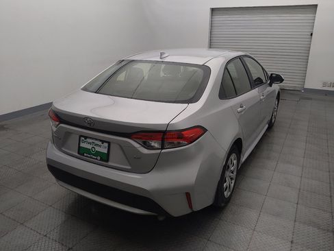 Used 2021 Toyota Corolla LE FWD image 7