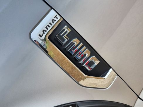 Used 2022 Ford F250 Lariat w/ Lariat Value Package image 16