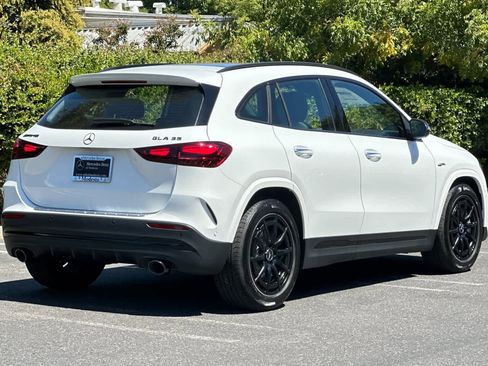 New 2025 Mercedes-Benz GLA 35 AMG 4MATIC image 3
