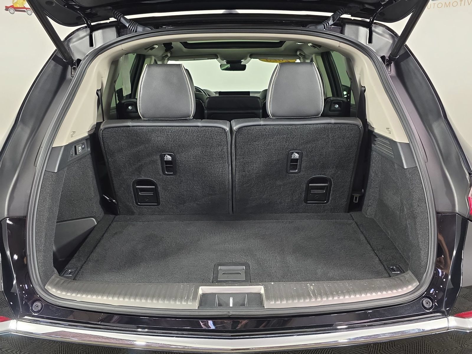 Used 2023 Acura MDX w/ Advance Package AWD/4WD image 44