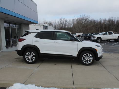 New 2026 Chevrolet TrailBlazer LS image 3