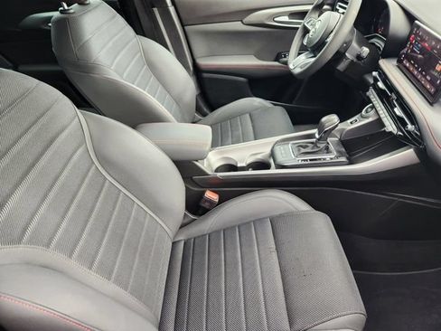 Used 2025 Dodge Hornet GT AWD/4WD image 19
