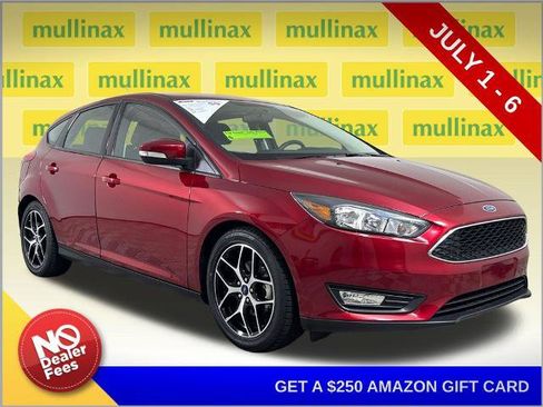 Certified 2017 Ford Focus SEL FWD image 1