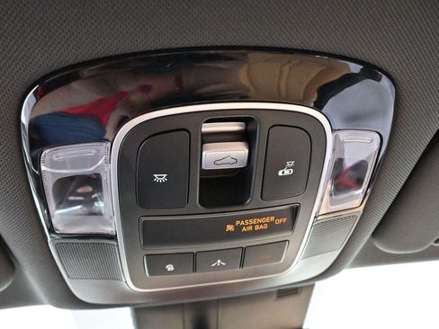 Used 2021 Hyundai Sonata Limited w/ Preferred Accessory Package FWD image 29