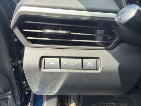 Used 2021 Nissan Altima 2.5 S FWD image 18