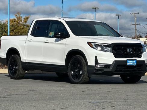 New 2026 Honda Ridgeline Black Edition image 2