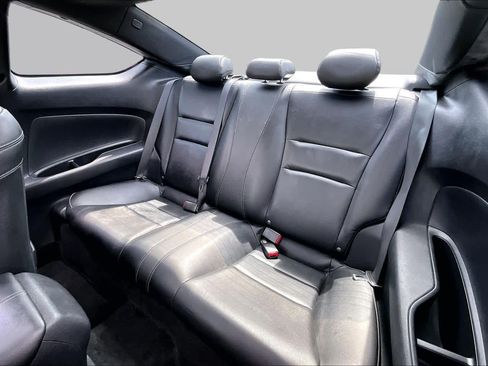 Used 2017 Honda Accord EX-L image 18