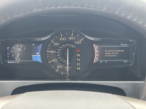 Used 2011 Lincoln MKX 2WD w/ 102A Rapid Spec Order Code image 27