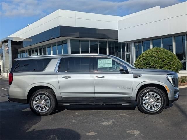 New 2026 GMC Yukon XL Denali AWD/4WD image 3