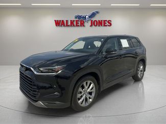 Used 2024 Toyota Grand Highlander AWD video 1