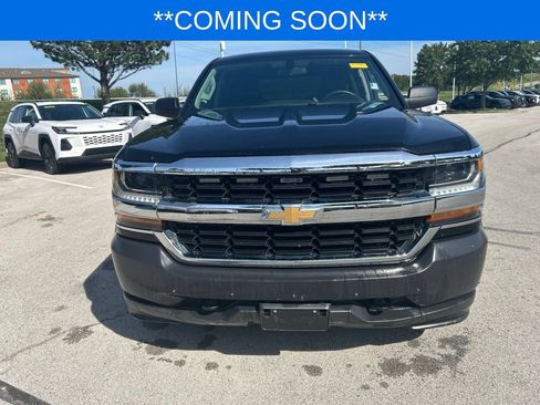 Used 2019 Chevrolet Silverado 1500 W/T w/ WT Convenience Package AWD/4WD image 2