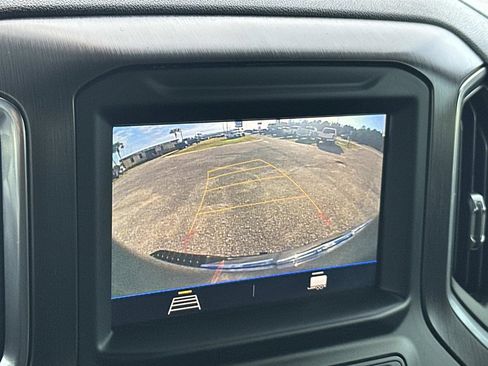 Used 2022 Chevrolet Silverado 1500 Custom Trail Boss w/ Safety Confidence Package image 15