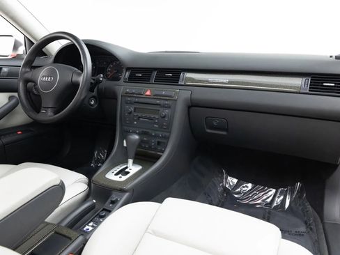 Used 2003 Audi RS 6 AWD/4WD image 2