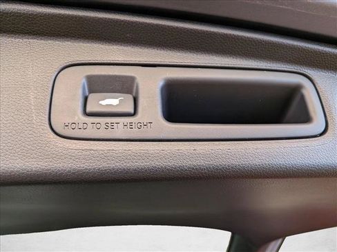 Used 2024 Honda CR-V EX-L image 7