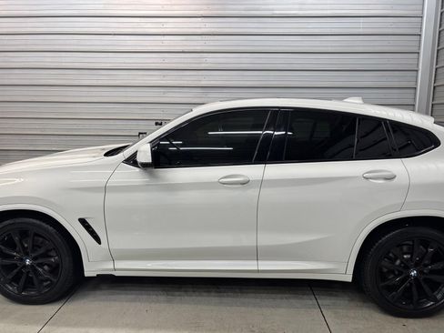Used 2023 BMW X4 xDrive30i w/ M Sport Package AWD/4WD image 7