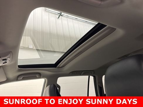 Used 2016 Lexus GX 460 image 4